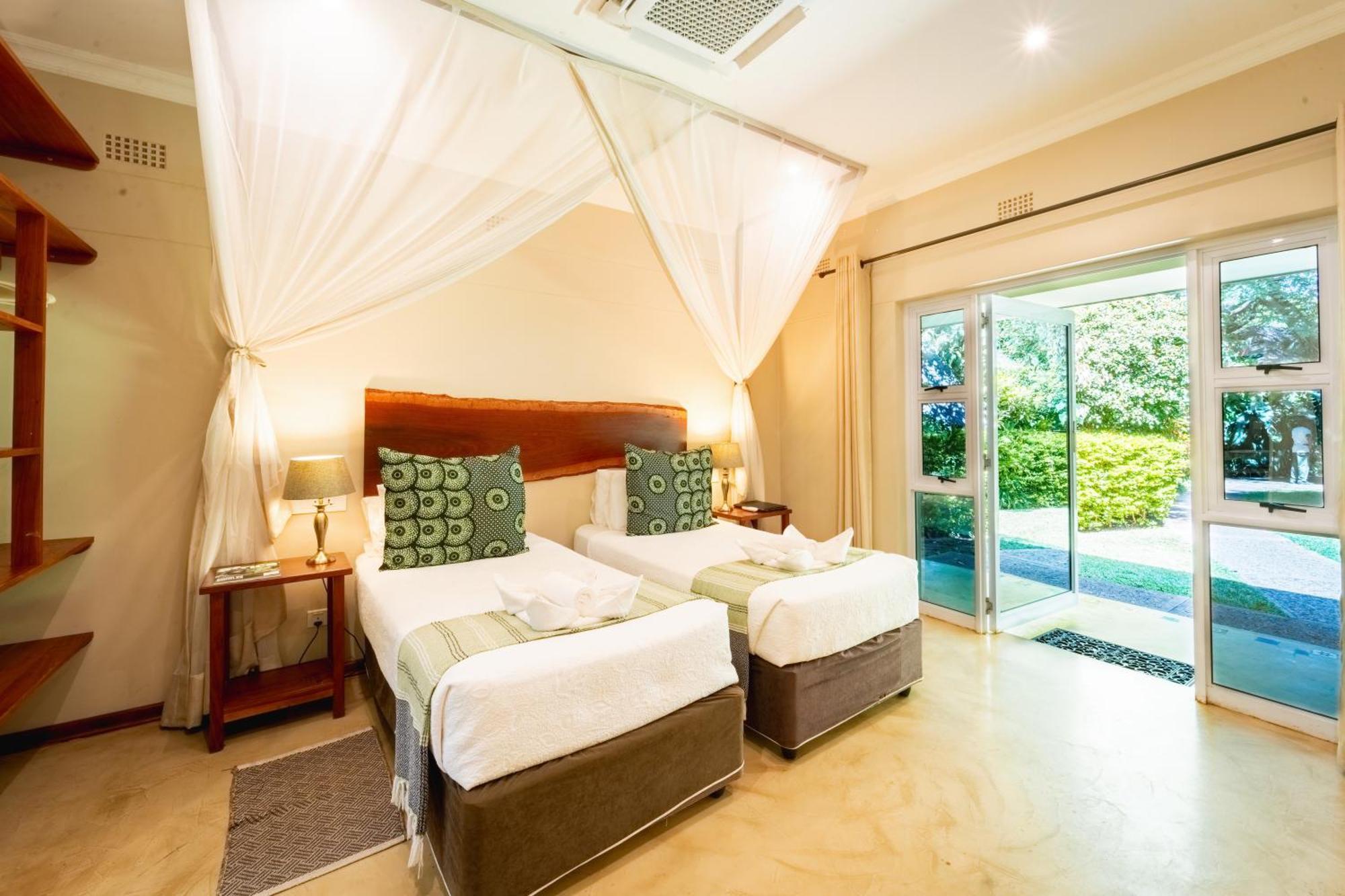 Bayete Guest Lodge ヴィクトリア・フォールズ エクステリア 写真