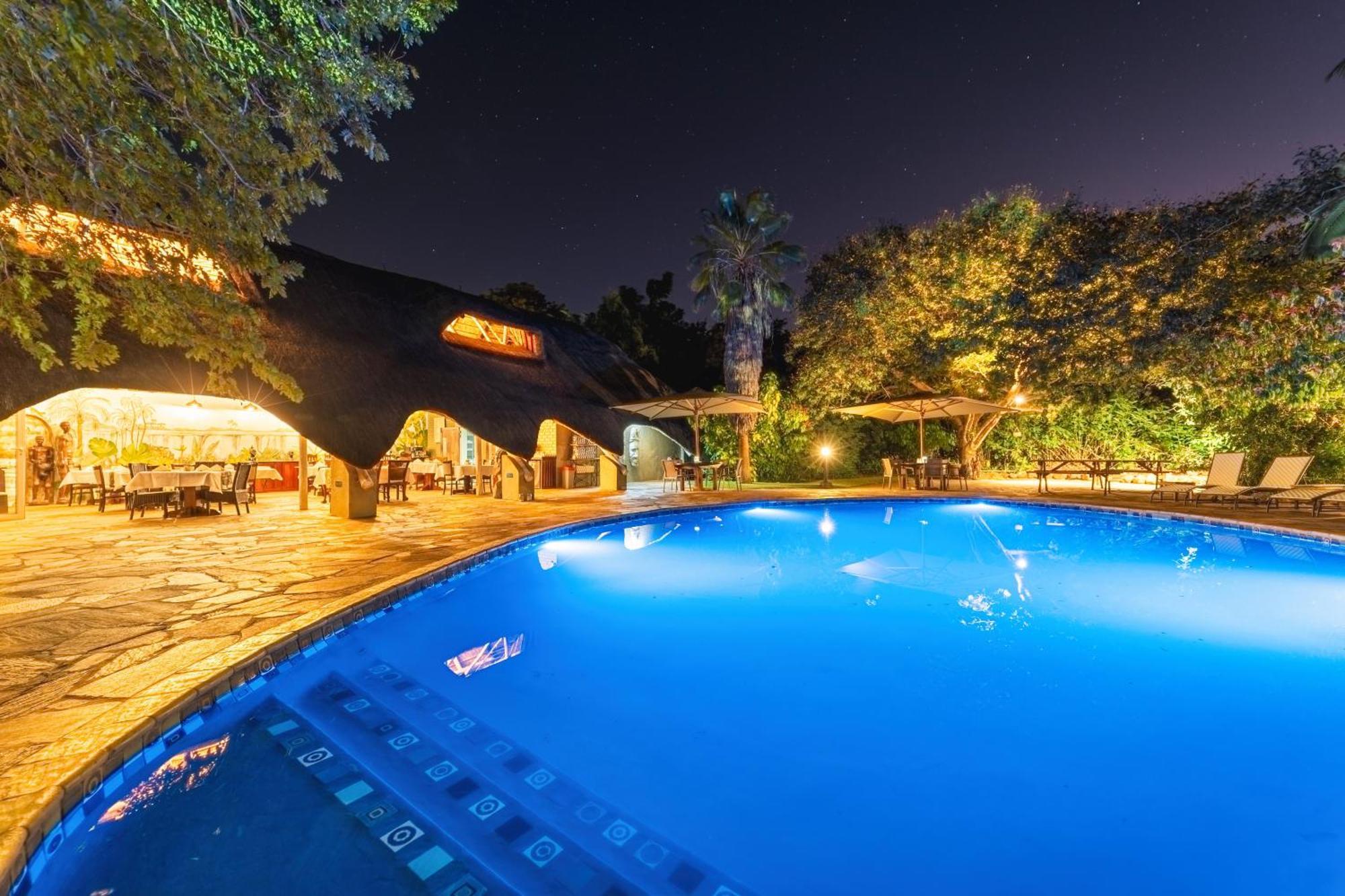 Bayete Guest Lodge ヴィクトリア・フォールズ エクステリア 写真